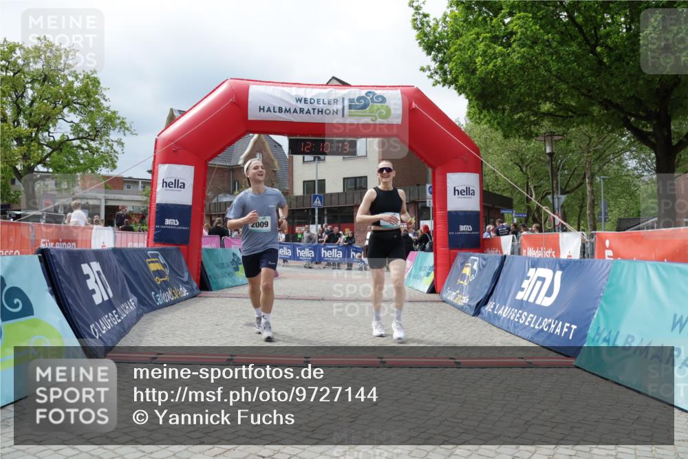 10.05.2026 - 8. Wedeler Halbmarathon Yannick Fuchs http://msf.ph/oto/9727144 10.05.2026 12:10:11 Ziel 7, 2009 meine-sportfotos.de