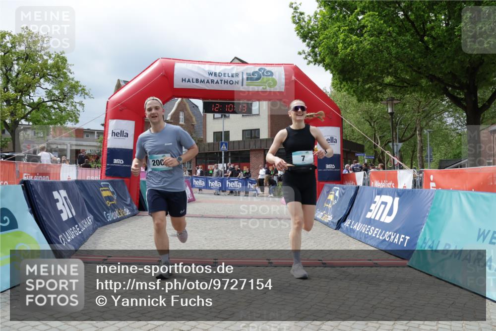 10.05.2026 - 8. Wedeler Halbmarathon Yannick Fuchs http://msf.ph/oto/9727154 10.05.2026 12:10:11 Ziel 7, 2009 meine-sportfotos.de