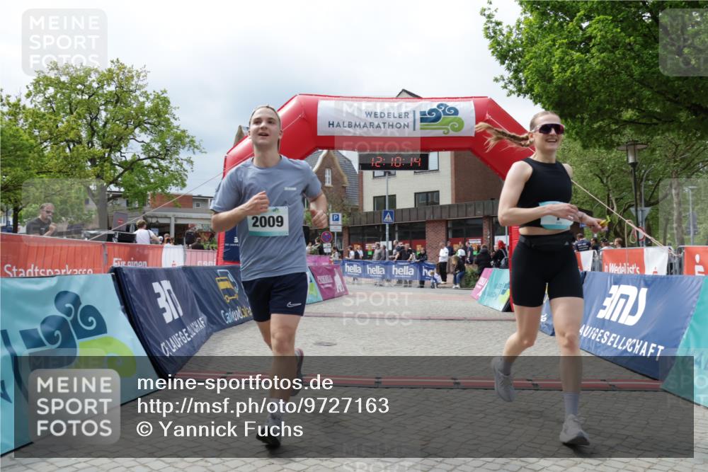 10.05.2026 - 8. Wedeler Halbmarathon Yannick Fuchs http://msf.ph/oto/9727163 10.05.2026 12:10:12 Ziel 7, 2009 meine-sportfotos.de