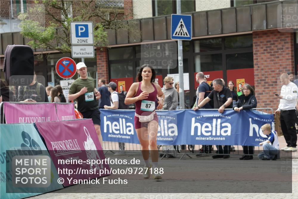 10.05.2026 - 8. Wedeler Halbmarathon Yannick Fuchs http://msf.ph/oto/9727188 10.05.2026 12:10:19 Ziel 87, 505 meine-sportfotos.de