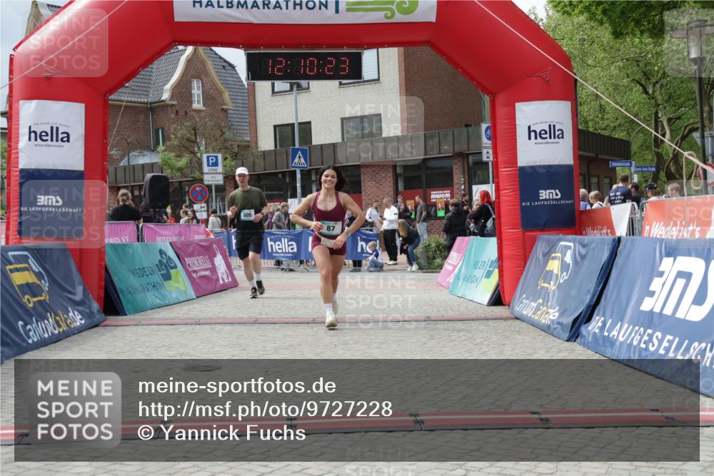 10.05.2026 - 8. Wedeler Halbmarathon Yannick Fuchs http://msf.ph/oto/9727228 10.05.2026 12:10:21 Ziel 79, 87, 183, 505 meine-sportfotos.de