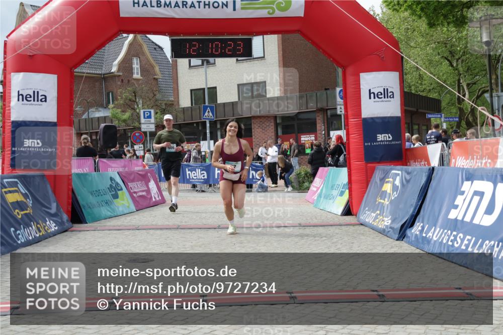 10.05.2026 - 8. Wedeler Halbmarathon Yannick Fuchs http://msf.ph/oto/9727234 10.05.2026 12:10:21 Ziel 79, 87, 183, 505 meine-sportfotos.de