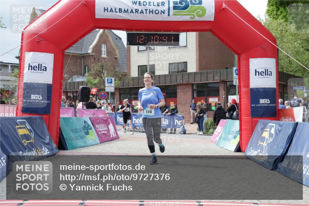10.05.2026 - 8. Wedeler Halbmarathon Yannick Fuchs http://msf.ph/oto/9727376 10.05.2026 12:10:39 Ziel 516 meine-sportfotos.de