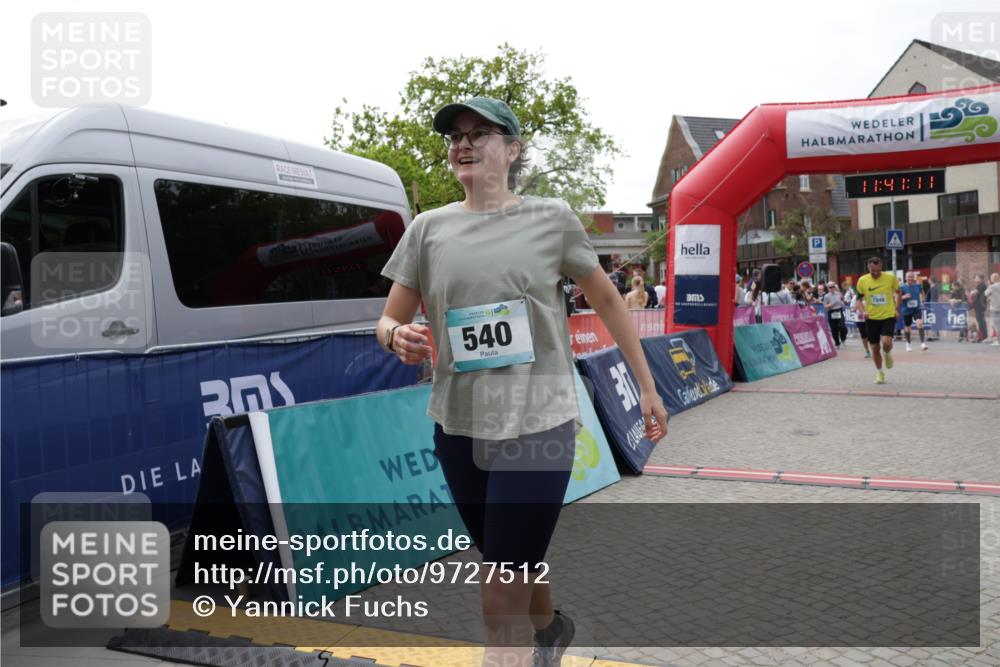 10.05.2026 - 8. Wedeler Halbmarathon Yannick Fuchs http://msf.ph/oto/9727512 10.05.2026 11:41:09 Ziel 310, 540, 543, 658, 679, 770, 893, 1048 meine-sportfotos.de