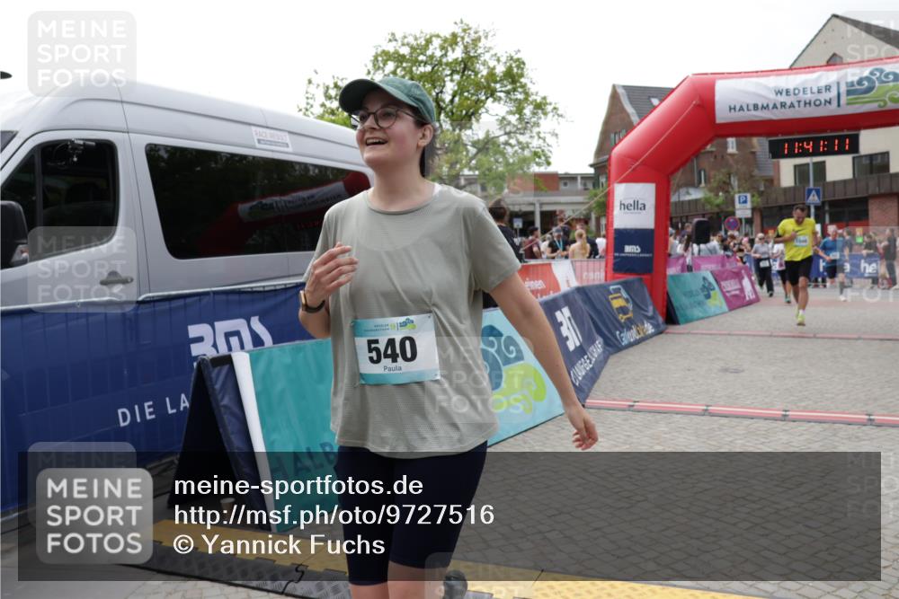 10.05.2026 - 8. Wedeler Halbmarathon Yannick Fuchs http://msf.ph/oto/9727516 10.05.2026 11:41:09 Ziel 310, 540, 543, 658, 679, 770, 893, 1048 meine-sportfotos.de