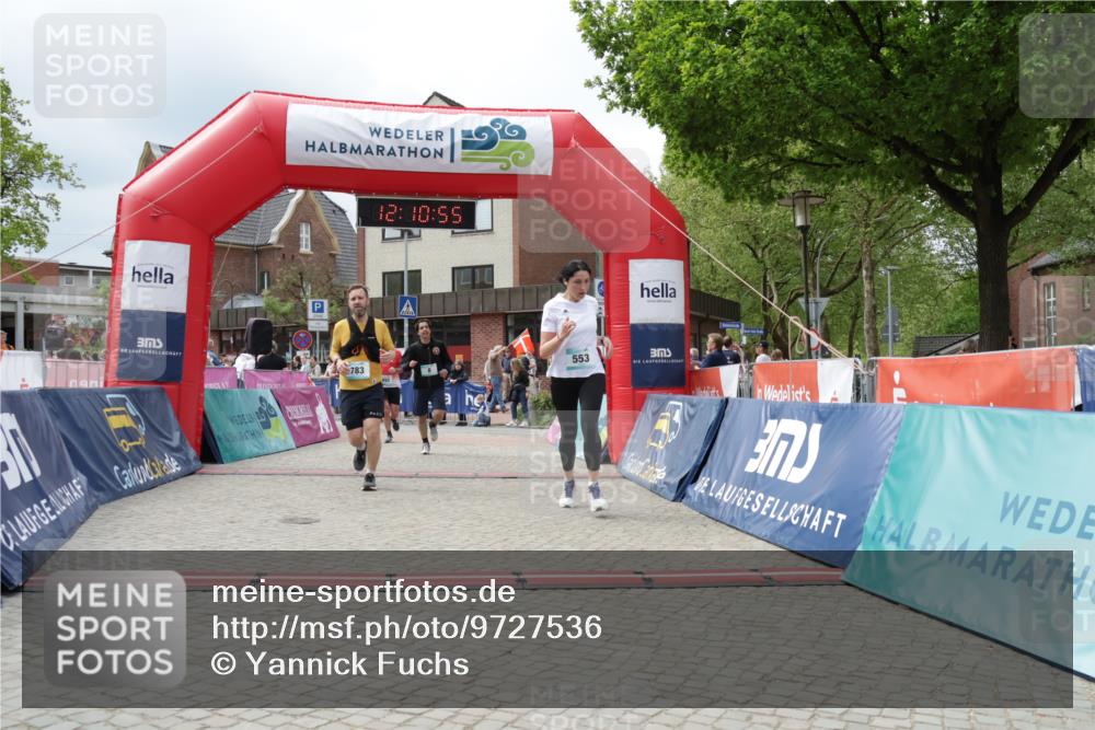 10.05.2026 - 8. Wedeler Halbmarathon Yannick Fuchs http://msf.ph/oto/9727536 10.05.2026 12:10:53 Ziel 8, 553, 692, 783, 1026 meine-sportfotos.de