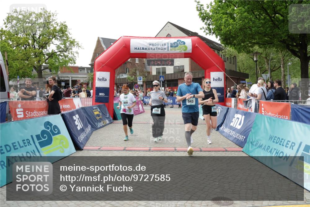 10.05.2026 - 8. Wedeler Halbmarathon Yannick Fuchs http://msf.ph/oto/9727585 10.05.2026 11:41:13 Ziel 153, 310, 543, 658, 770, 1048 meine-sportfotos.de