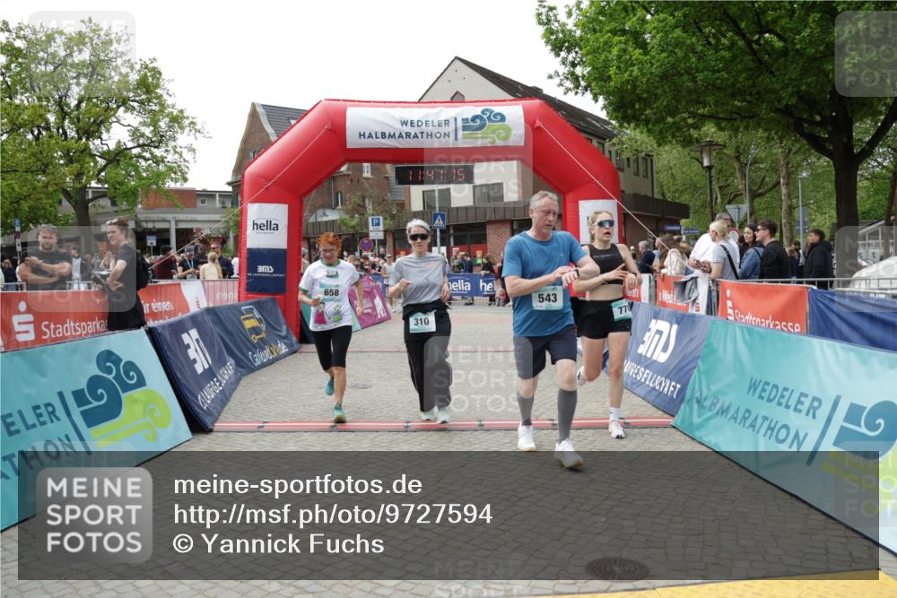 10.05.2026 - 8. Wedeler Halbmarathon Yannick Fuchs http://msf.ph/oto/9727594 10.05.2026 11:41:14 Ziel 153, 310, 543, 658, 770, 1048 meine-sportfotos.de
