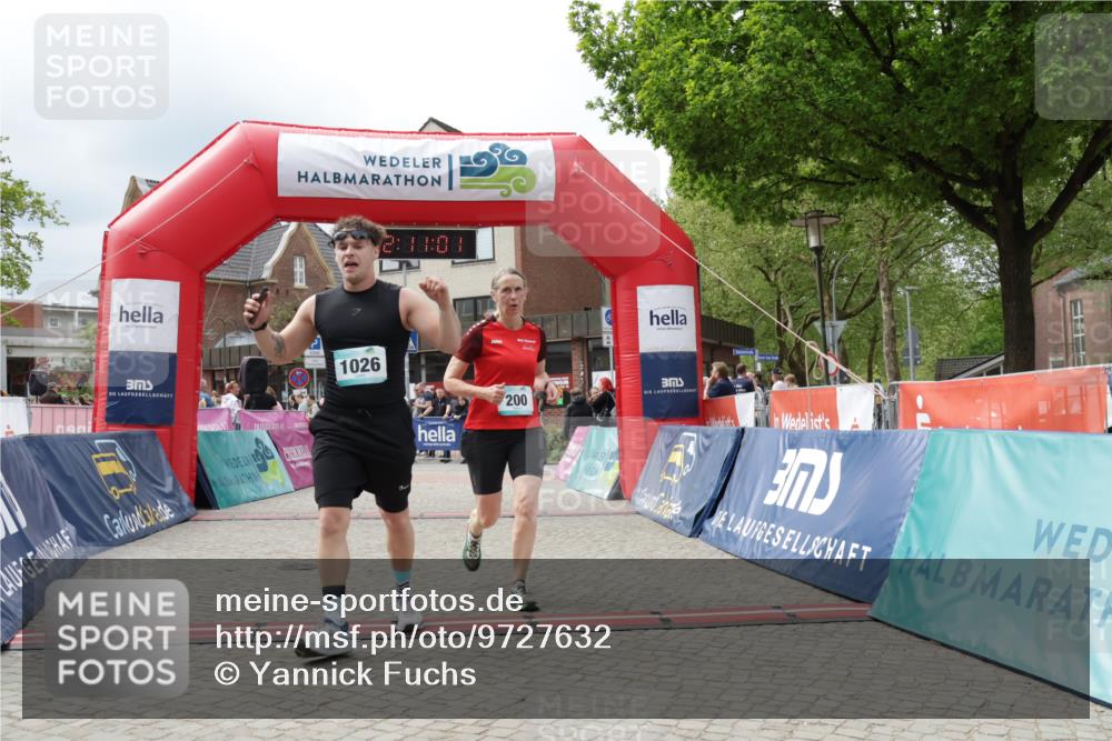 10.05.2026 - 8. Wedeler Halbmarathon Yannick Fuchs http://msf.ph/oto/9727632 10.05.2026 12:10:59 Ziel 8, 48, 200, 692, 1026 meine-sportfotos.de