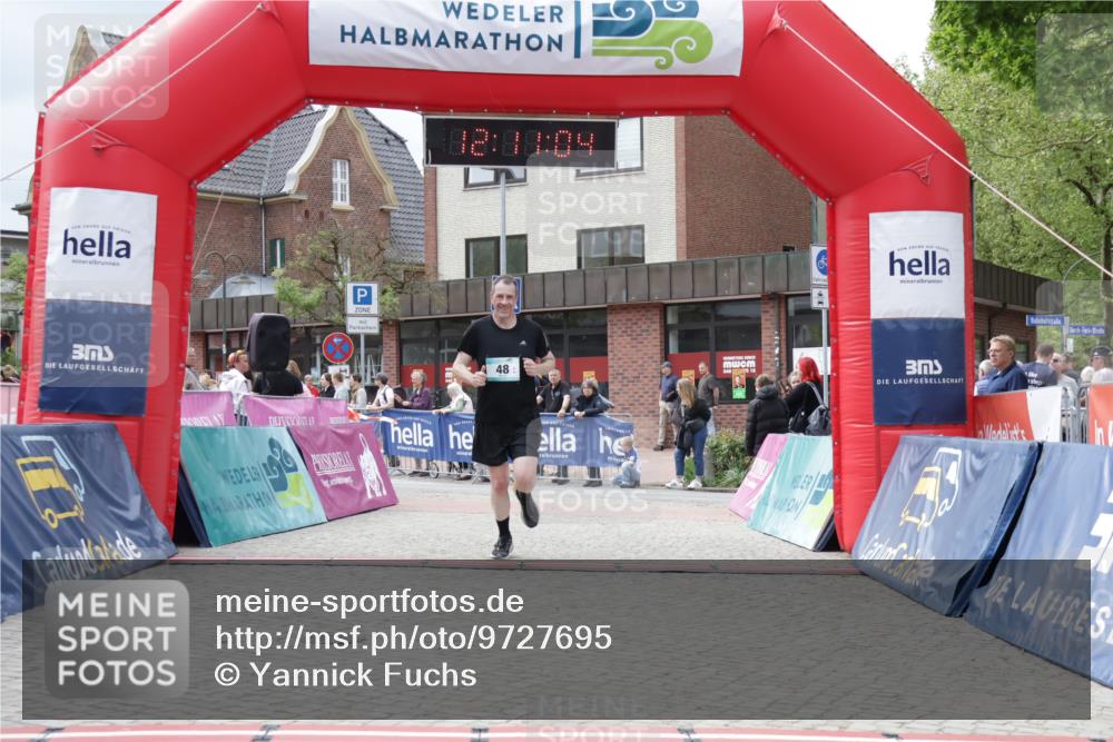 10.05.2026 - 8. Wedeler Halbmarathon Yannick Fuchs http://msf.ph/oto/9727695 10.05.2026 12:11:02 Ziel 48, 200, 1026 meine-sportfotos.de