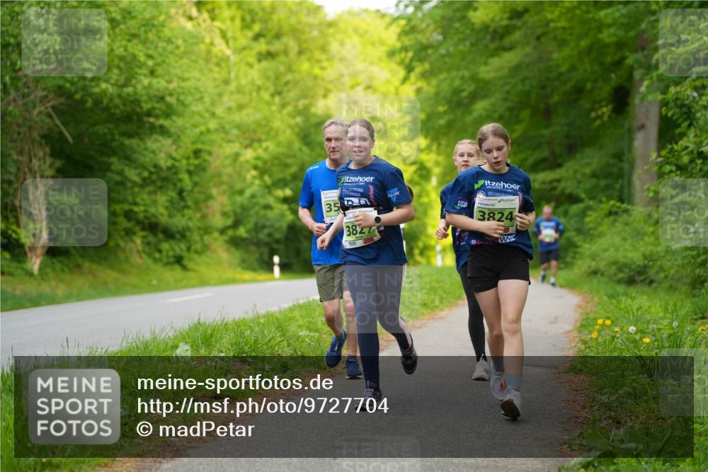 09.05.2026 - Störlauf LAZAROV Photography http://msf.ph/oto/9727704 09.05.2026 17:30:20 Laufen 35, 3827, 3824 meine-sportfotos.de