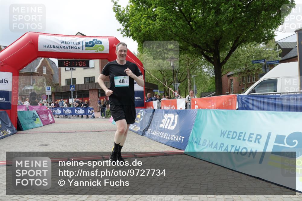 10.05.2026 - 8. Wedeler Halbmarathon Yannick Fuchs http://msf.ph/oto/9727734 10.05.2026 12:11:05 Ziel 48 meine-sportfotos.de
