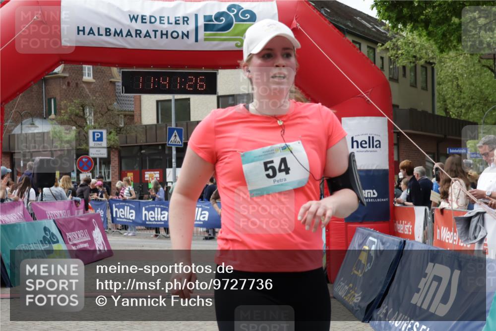 10.05.2026 - 8. Wedeler Halbmarathon Yannick Fuchs http://msf.ph/oto/9727736 10.05.2026 11:41:24 Ziel 54, 868 meine-sportfotos.de