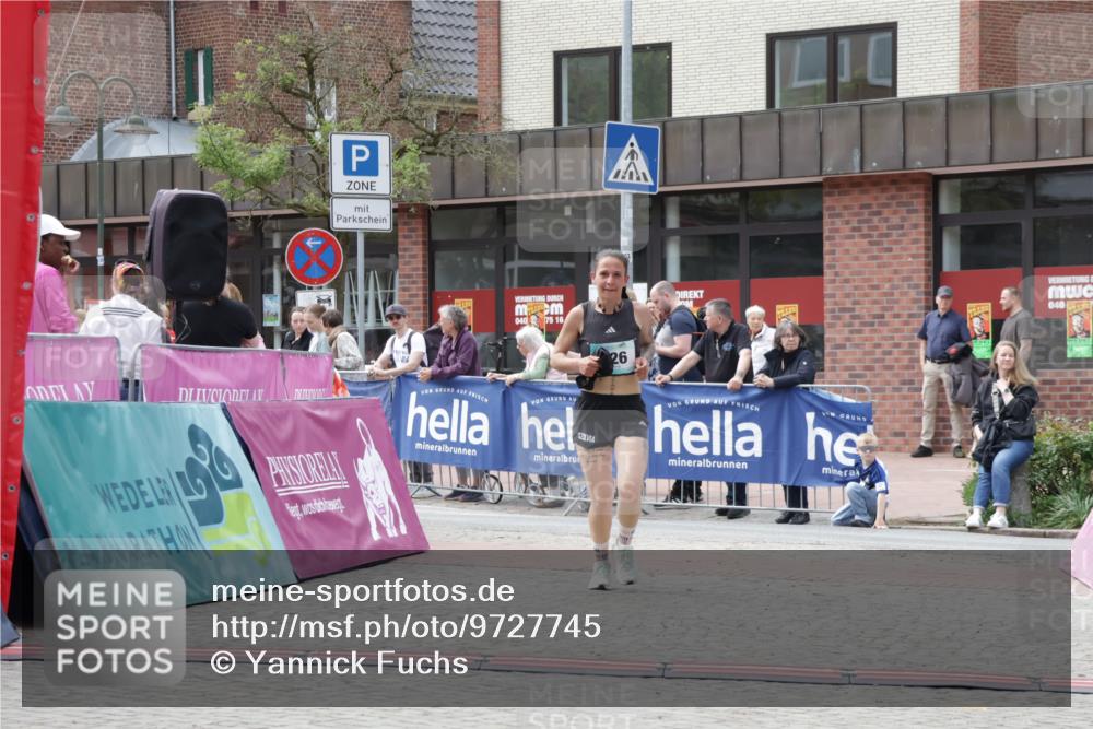 10.05.2026 - 8. Wedeler Halbmarathon Yannick Fuchs http://msf.ph/oto/9727745 10.05.2026 12:11:26 Ziel 226 meine-sportfotos.de
