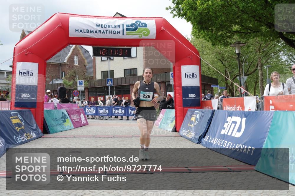 10.05.2026 - 8. Wedeler Halbmarathon Yannick Fuchs http://msf.ph/oto/9727774 10.05.2026 12:11:29 Ziel 226 meine-sportfotos.de