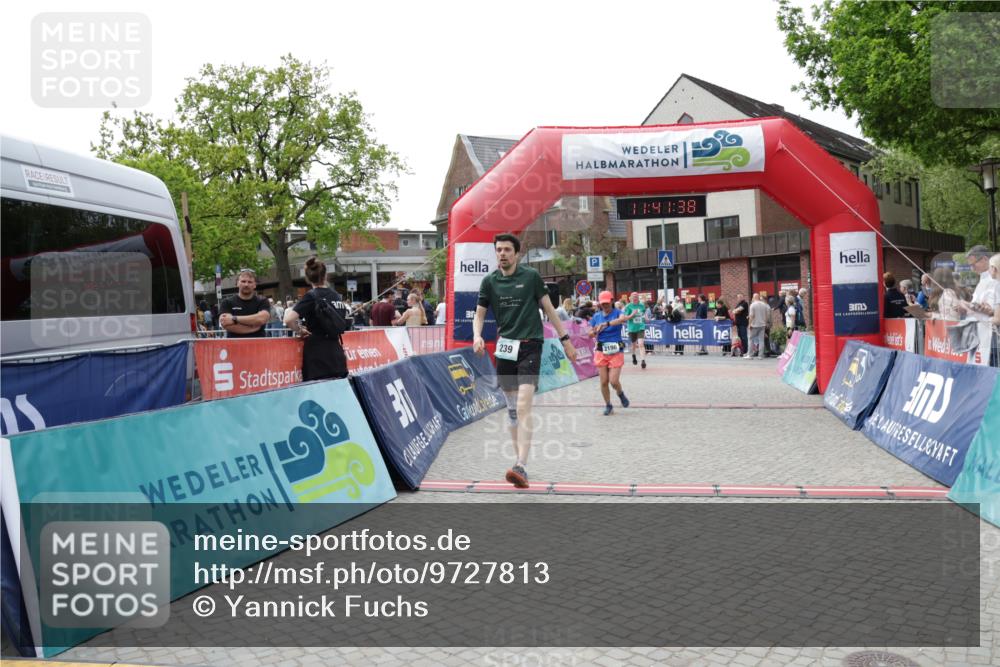 10.05.2026 - 8. Wedeler Halbmarathon Yannick Fuchs http://msf.ph/oto/9727813 10.05.2026 11:41:36 Ziel 239, 751, 812, 2196 meine-sportfotos.de