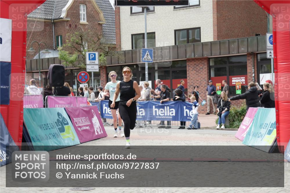 10.05.2026 - 8. Wedeler Halbmarathon Yannick Fuchs http://msf.ph/oto/9727837 10.05.2026 12:11:56 Ziel 377, 429 meine-sportfotos.de