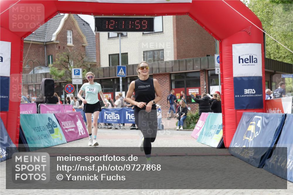 10.05.2026 - 8. Wedeler Halbmarathon Yannick Fuchs http://msf.ph/oto/9727868 10.05.2026 12:11:57 Ziel 377, 429 meine-sportfotos.de