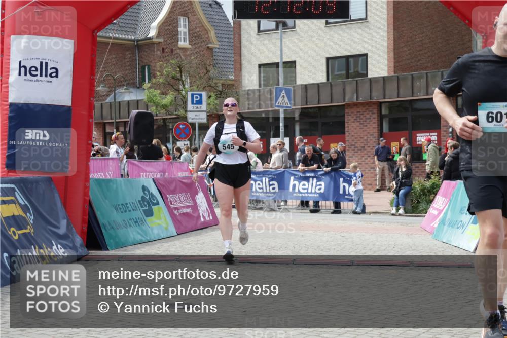 10.05.2026 - 8. Wedeler Halbmarathon Yannick Fuchs http://msf.ph/oto/9727959 10.05.2026 12:12:07 Ziel 149, 545, 601 meine-sportfotos.de