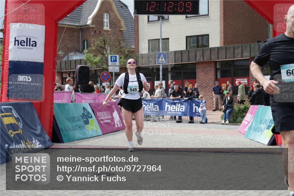 10.05.2026 - 8. Wedeler Halbmarathon Yannick Fuchs http://msf.ph/oto/9727964 10.05.2026 12:12:07 Ziel 149, 545, 601 meine-sportfotos.de