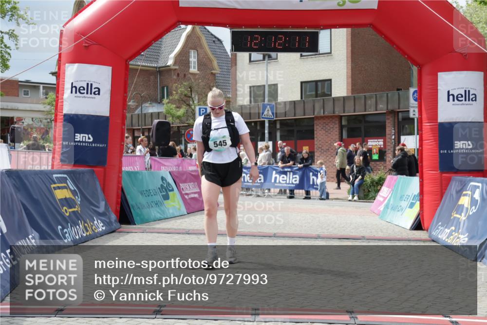 10.05.2026 - 8. Wedeler Halbmarathon Yannick Fuchs http://msf.ph/oto/9727993 10.05.2026 12:12:09 Ziel 149, 545, 601 meine-sportfotos.de