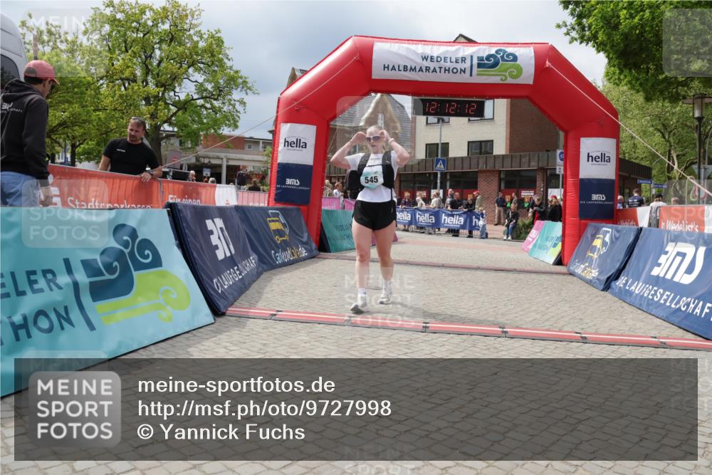 10.05.2026 - 8. Wedeler Halbmarathon Yannick Fuchs http://msf.ph/oto/9727998 10.05.2026 12:12:10 Ziel 149, 545, 601 meine-sportfotos.de