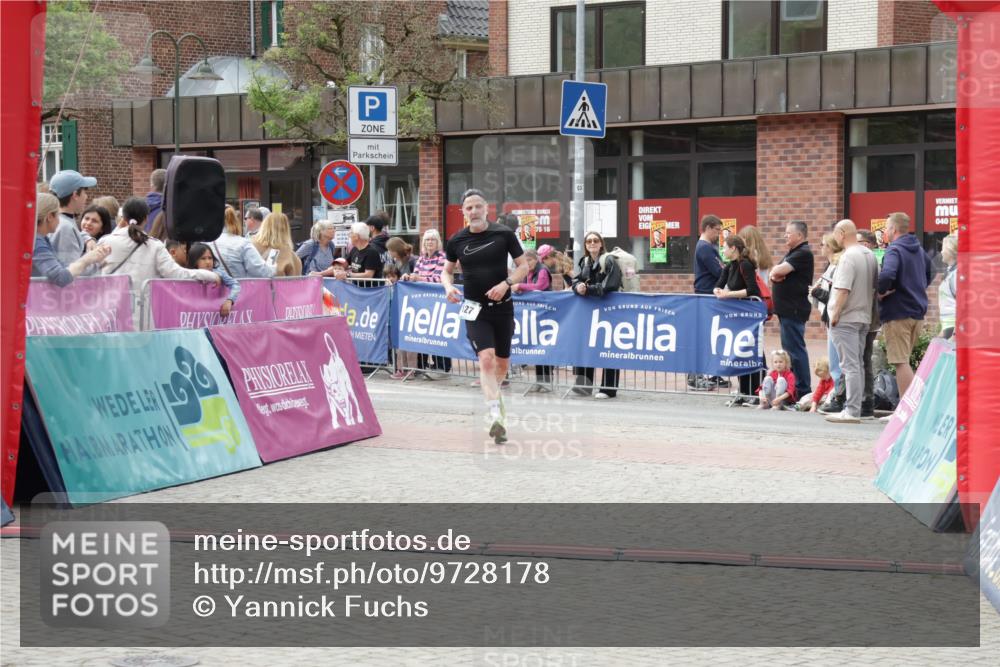 10.05.2026 - 8. Wedeler Halbmarathon Yannick Fuchs http://msf.ph/oto/9728178 10.05.2026 11:42:15 Ziel 127 meine-sportfotos.de