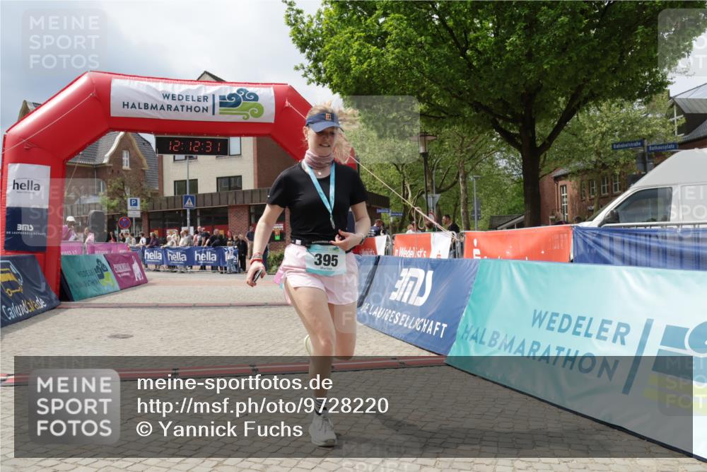 10.05.2026 - 8. Wedeler Halbmarathon Yannick Fuchs http://msf.ph/oto/9728220 10.05.2026 12:12:30 Ziel 372 meine-sportfotos.de