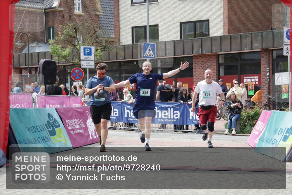10.05.2026 - 8. Wedeler Halbmarathon Yannick Fuchs http://msf.ph/oto/9728240 10.05.2026 12:12:59 Ziel 259, 274, 286 meine-sportfotos.de