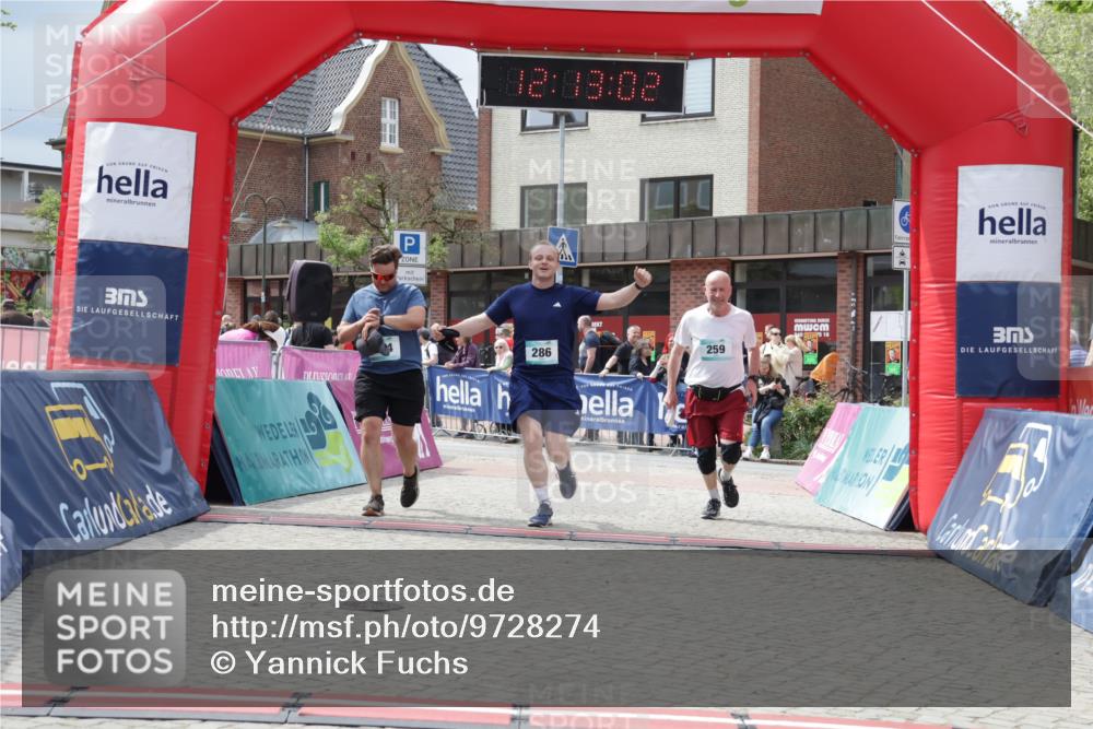 10.05.2026 - 8. Wedeler Halbmarathon Yannick Fuchs http://msf.ph/oto/9728274 10.05.2026 12:13:00 Ziel 259, 274, 286 meine-sportfotos.de