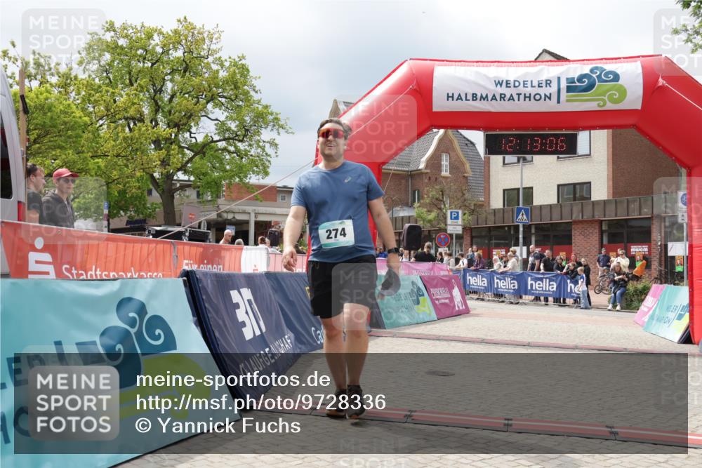 10.05.2026 - 8. Wedeler Halbmarathon Yannick Fuchs http://msf.ph/oto/9728336 10.05.2026 12:13:04 Ziel 259, 274, 286 meine-sportfotos.de