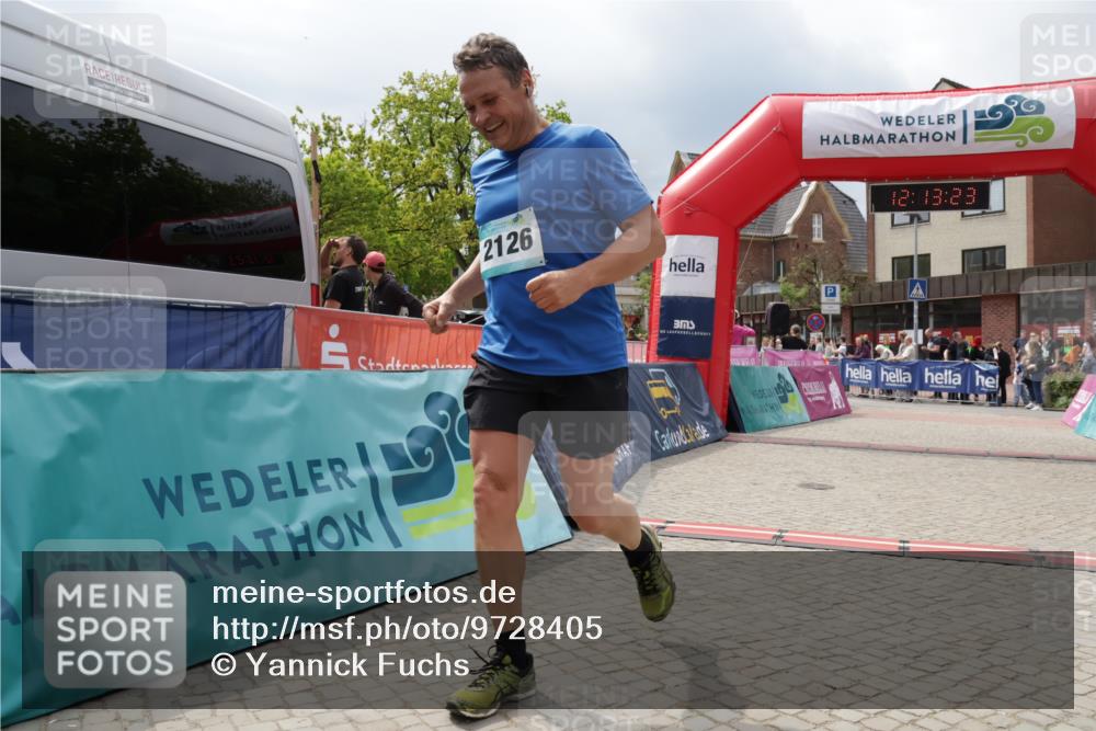 10.05.2026 - 8. Wedeler Halbmarathon Yannick Fuchs http://msf.ph/oto/9728405 10.05.2026 12:13:21 Ziel 634, 2126 meine-sportfotos.de