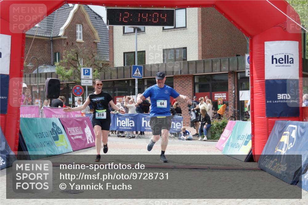 10.05.2026 - 8. Wedeler Halbmarathon Yannick Fuchs http://msf.ph/oto/9728731 10.05.2026 12:14:02 Ziel 64, 318 meine-sportfotos.de