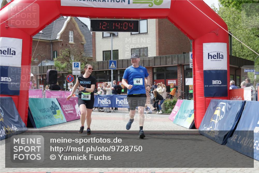 10.05.2026 - 8. Wedeler Halbmarathon Yannick Fuchs http://msf.ph/oto/9728750 10.05.2026 12:14:02 Ziel 64, 318 meine-sportfotos.de