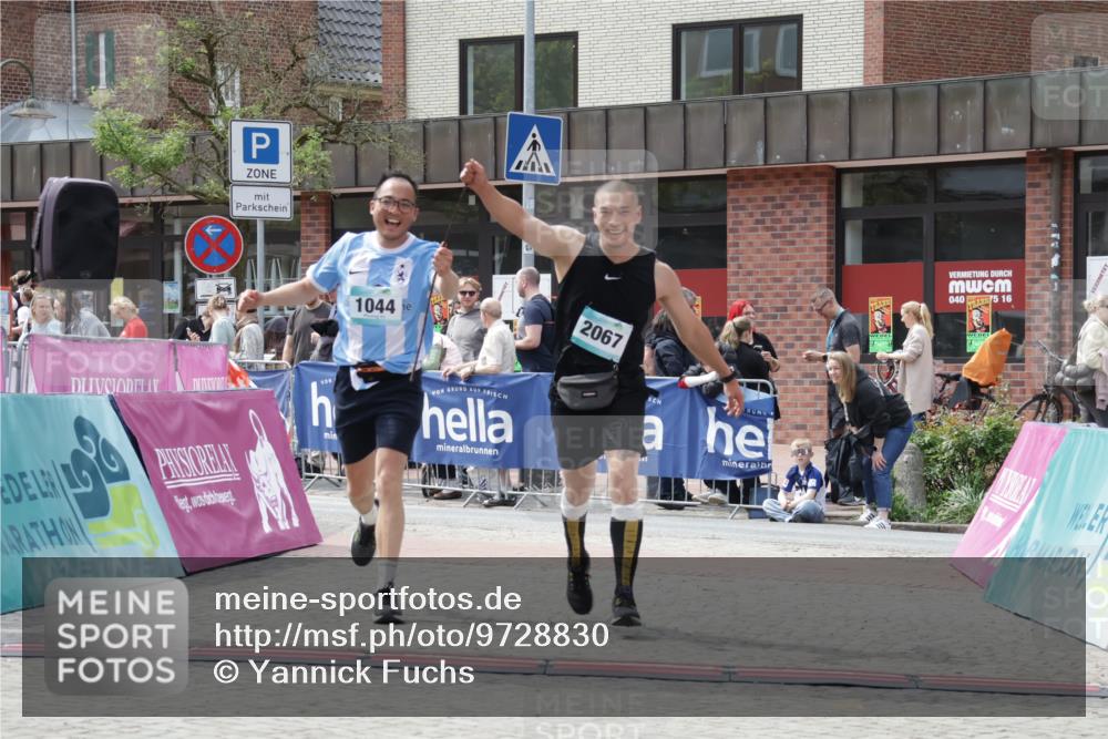 10.05.2026 - 8. Wedeler Halbmarathon Yannick Fuchs http://msf.ph/oto/9728830 10.05.2026 12:14:14 Ziel 1044, 2067 meine-sportfotos.de