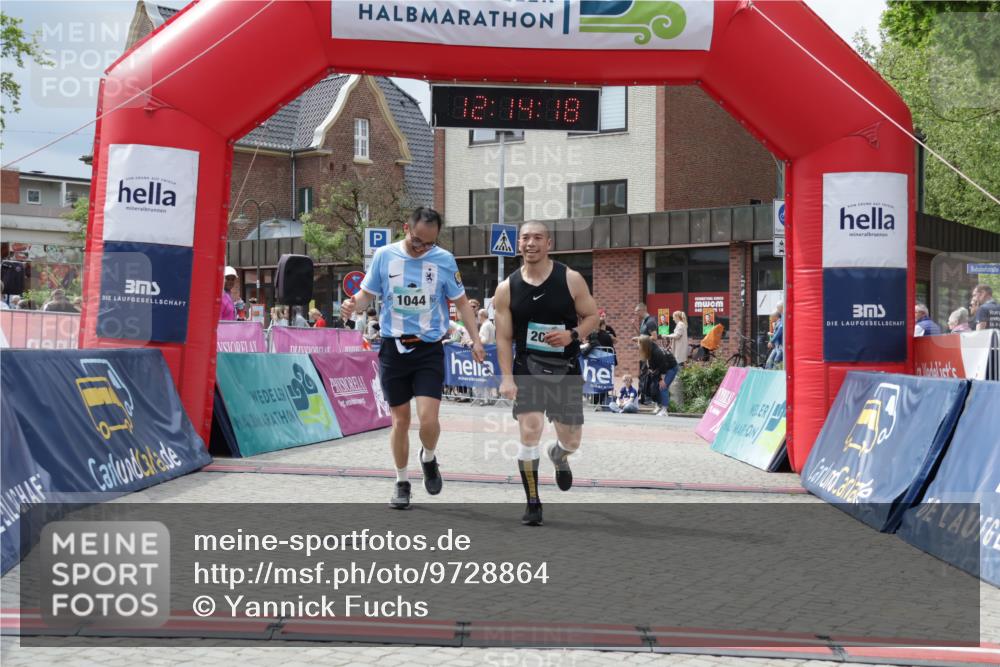 10.05.2026 - 8. Wedeler Halbmarathon Yannick Fuchs http://msf.ph/oto/9728864 10.05.2026 12:14:16 Ziel 1044, 2067 meine-sportfotos.de