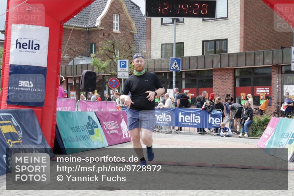 10.05.2026 - 8. Wedeler Halbmarathon Yannick Fuchs http://msf.ph/oto/9728972 10.05.2026 12:14:26 Ziel 446 meine-sportfotos.de