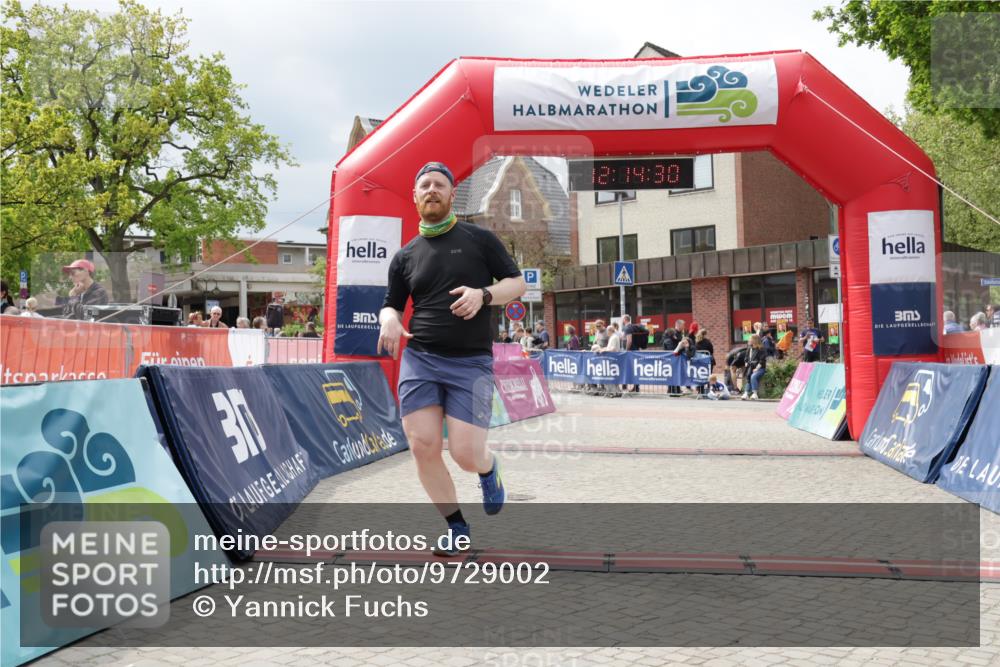 10.05.2026 - 8. Wedeler Halbmarathon Yannick Fuchs http://msf.ph/oto/9729002 10.05.2026 12:14:28 Ziel 446 meine-sportfotos.de