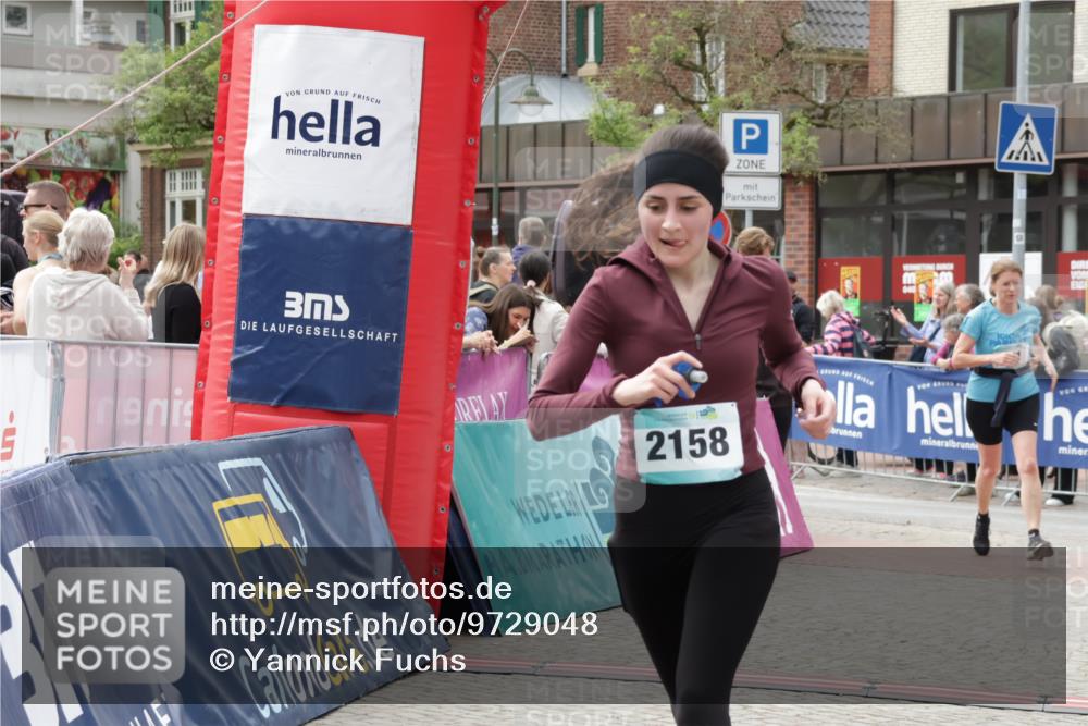 10.05.2026 - 8. Wedeler Halbmarathon Yannick Fuchs http://msf.ph/oto/9729048 10.05.2026 11:43:09 Ziel 331, 649, 650, 849, 973, 2073, 2158 meine-sportfotos.de