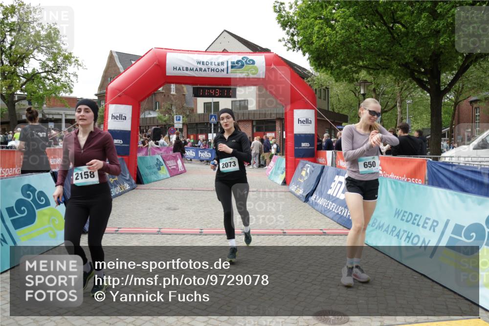 10.05.2026 - 8. Wedeler Halbmarathon Yannick Fuchs http://msf.ph/oto/9729078 10.05.2026 11:43:10 Ziel 331, 649, 650, 973, 2073, 2158 meine-sportfotos.de