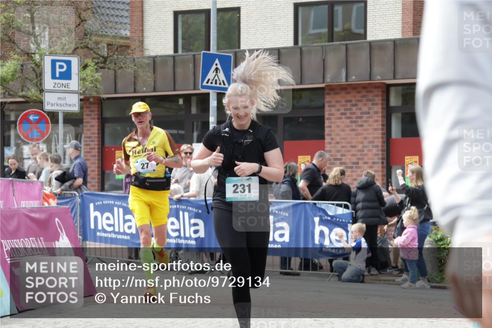 10.05.2026 - 8. Wedeler Halbmarathon Yannick Fuchs http://msf.ph/oto/9729134 10.05.2026 12:14:50 Ziel 27, 231, 494, 1009, 1021 meine-sportfotos.de