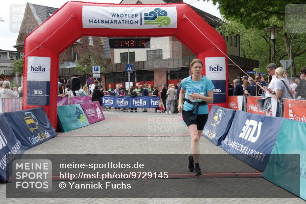 10.05.2026 - 8. Wedeler Halbmarathon Yannick Fuchs http://msf.ph/oto/9729145 10.05.2026 11:43:12 Ziel 331, 2073, 2158 meine-sportfotos.de
