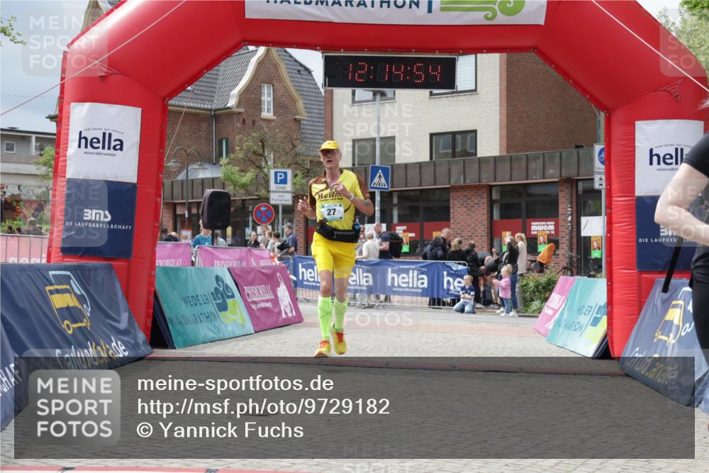 10.05.2026 - 8. Wedeler Halbmarathon Yannick Fuchs http://msf.ph/oto/9729182 10.05.2026 12:14:52 Ziel 27, 231, 1009, 1021 meine-sportfotos.de