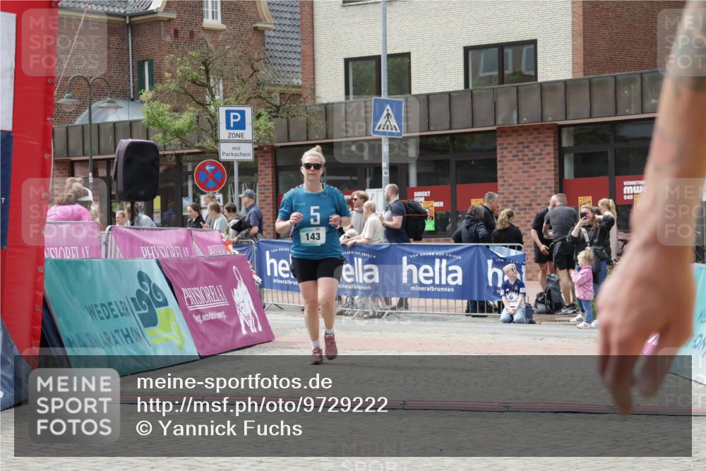 10.05.2026 - 8. Wedeler Halbmarathon Yannick Fuchs http://msf.ph/oto/9729222 10.05.2026 12:14:56 Ziel 27, 143, 231, 613, 615 meine-sportfotos.de