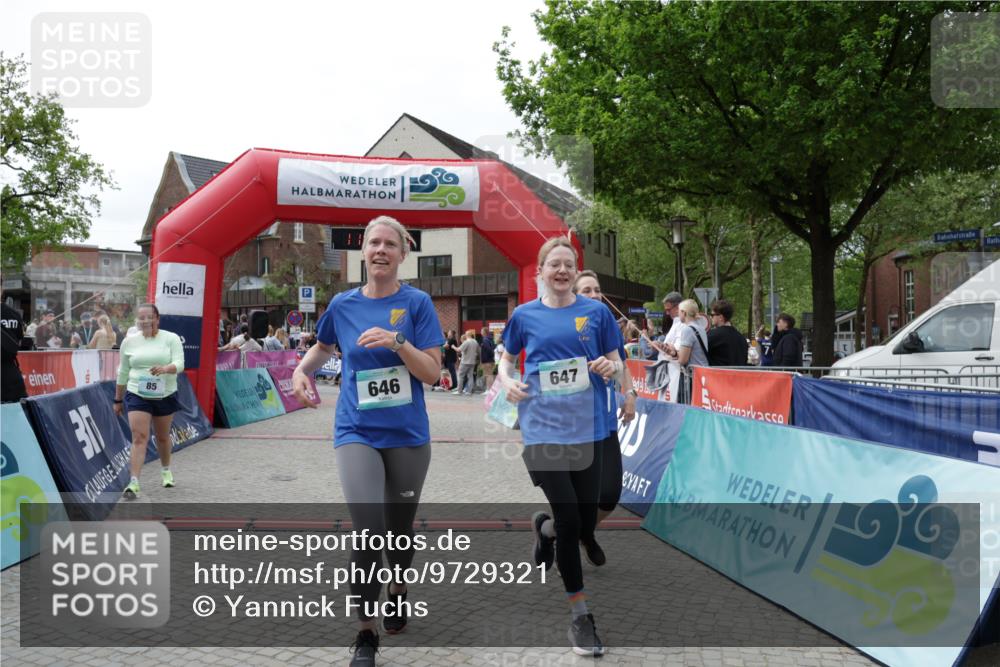 10.05.2026 - 8. Wedeler Halbmarathon Yannick Fuchs http://msf.ph/oto/9729321 10.05.2026 11:43:25 Ziel 85, 422, 646, 647, 648 meine-sportfotos.de