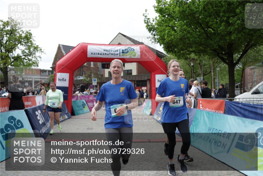 10.05.2026 - 8. Wedeler Halbmarathon Yannick Fuchs http://msf.ph/oto/9729326 10.05.2026 11:43:26 Ziel 85, 422, 646, 647, 648 meine-sportfotos.de