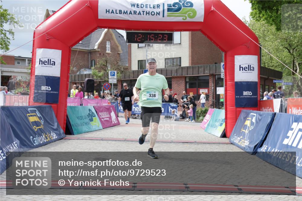 10.05.2026 - 8. Wedeler Halbmarathon Yannick Fuchs http://msf.ph/oto/9729523 10.05.2026 12:15:21 Ziel 338, 2194 meine-sportfotos.de
