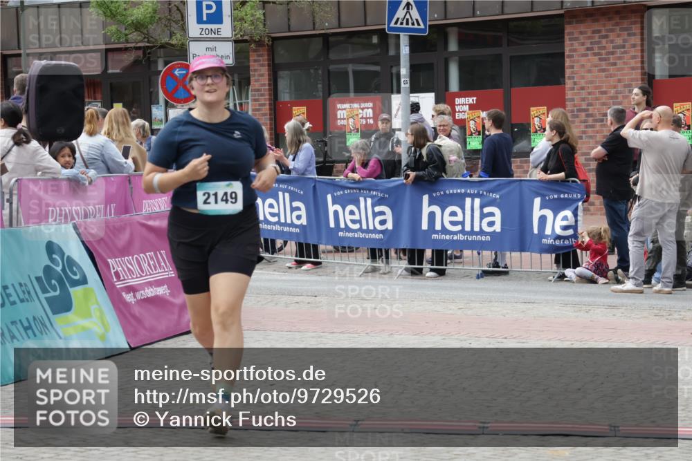 10.05.2026 - 8. Wedeler Halbmarathon Yannick Fuchs http://msf.ph/oto/9729526 10.05.2026 11:43:44 Ziel 771, 2149 meine-sportfotos.de