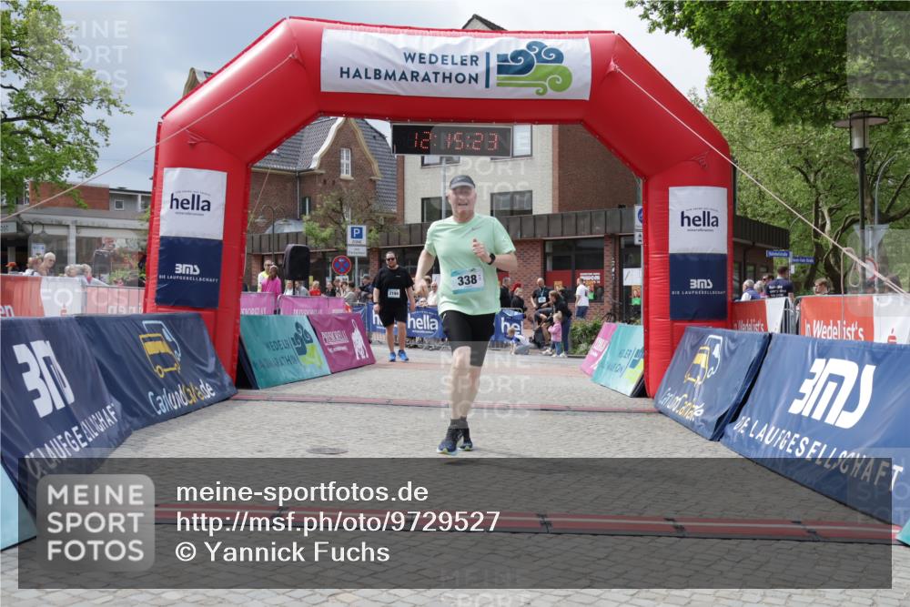 10.05.2026 - 8. Wedeler Halbmarathon Yannick Fuchs http://msf.ph/oto/9729527 10.05.2026 12:15:21 Ziel 338, 2194 meine-sportfotos.de