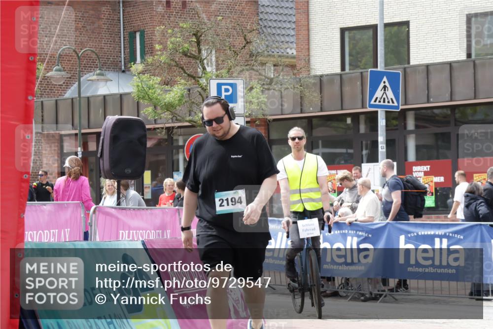 10.05.2026 - 8. Wedeler Halbmarathon Yannick Fuchs http://msf.ph/oto/9729547 10.05.2026 12:15:24 Ziel 338, 2194 meine-sportfotos.de